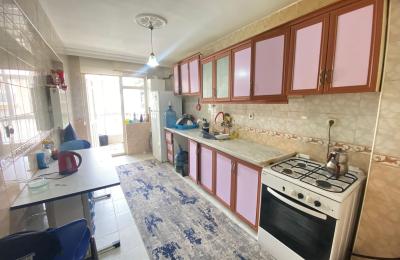 YAYLA'DA CADDE ÜZERİ KAT KONUMLU ÇİFT BALKONLU GENİŞ M2Lİ 3+1